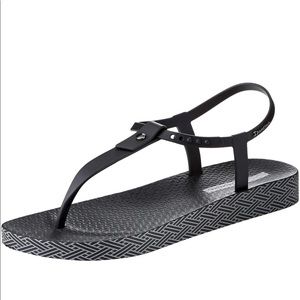 Ipanema Plush Weave Women's Sandals size 7